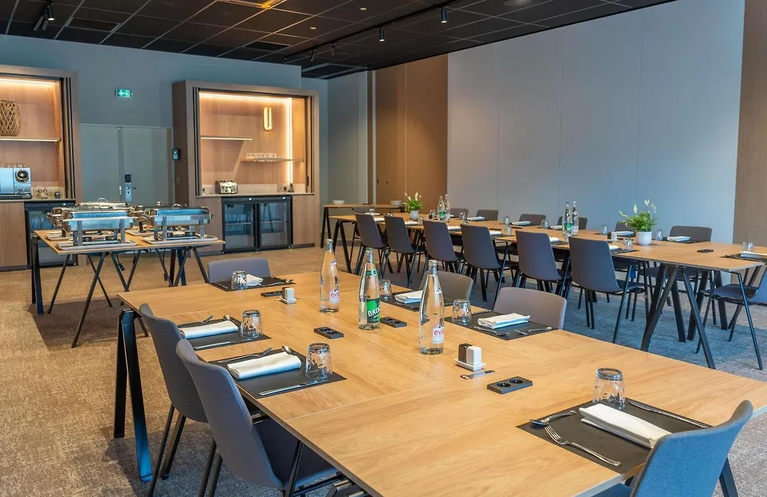 Hotel Mercure Angers Lac De Maine-1