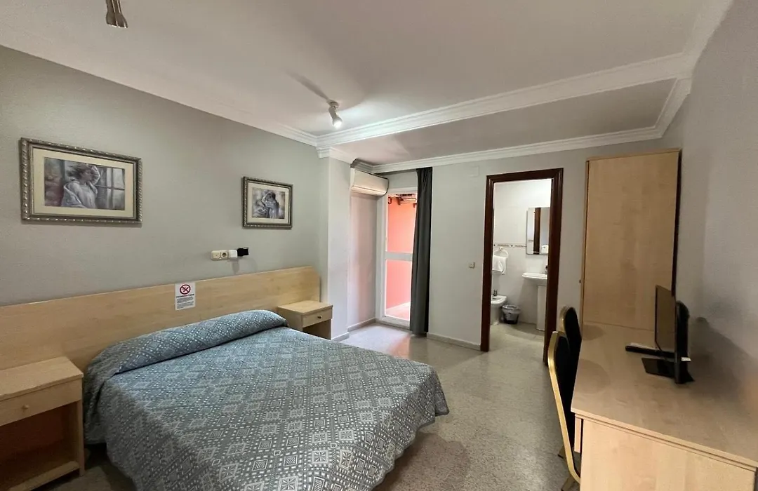 Hostal Blumen-1