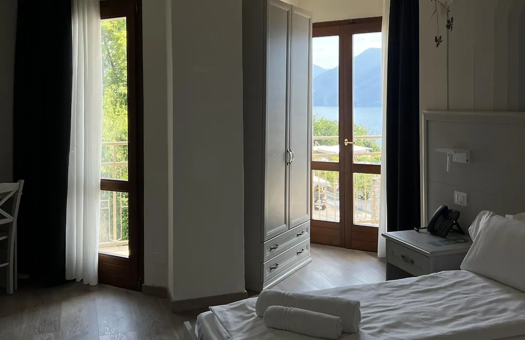 Hotel Garda Bellevue-1