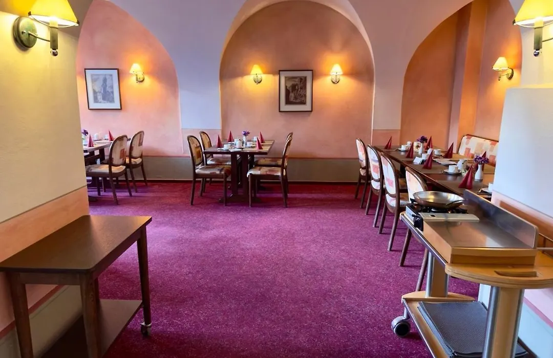 Hotel Goldener Adler-1
