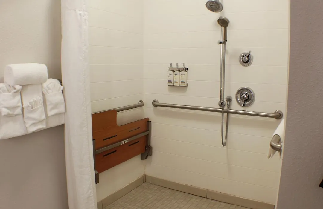Holiday Inn Express & Suites Le Mars By Ihg-1