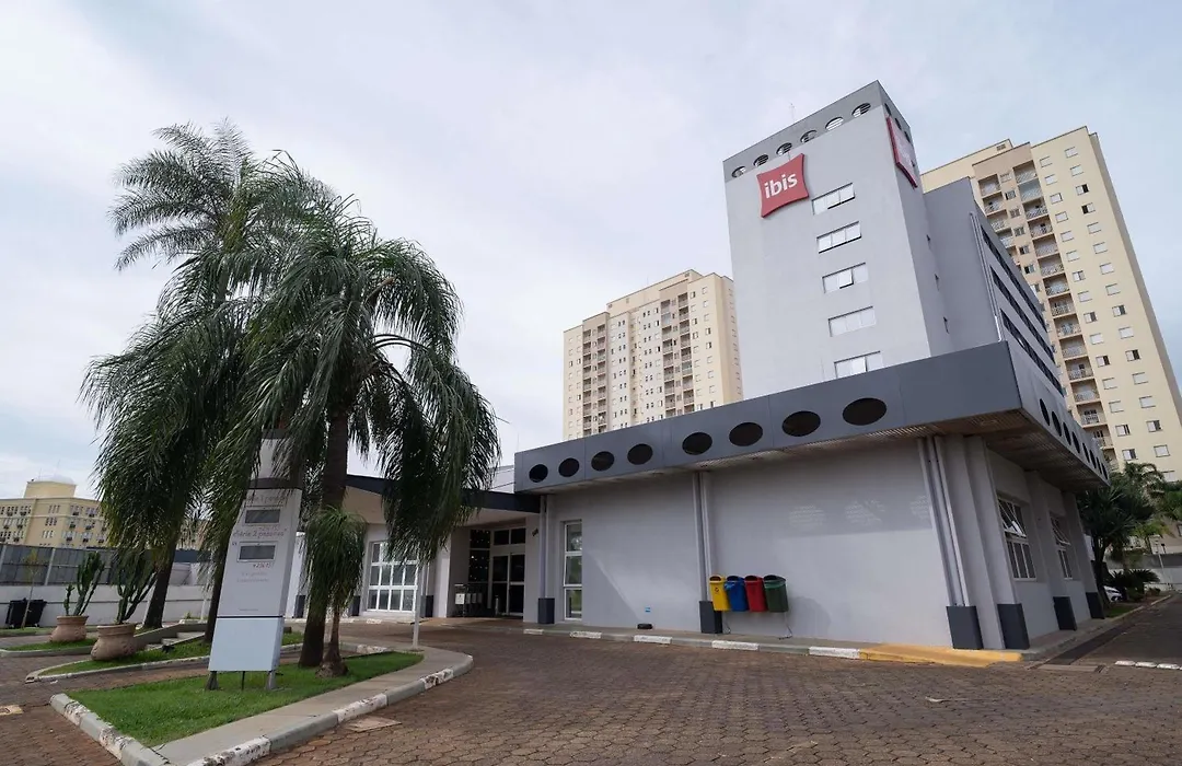 Ibis São Carlos-1