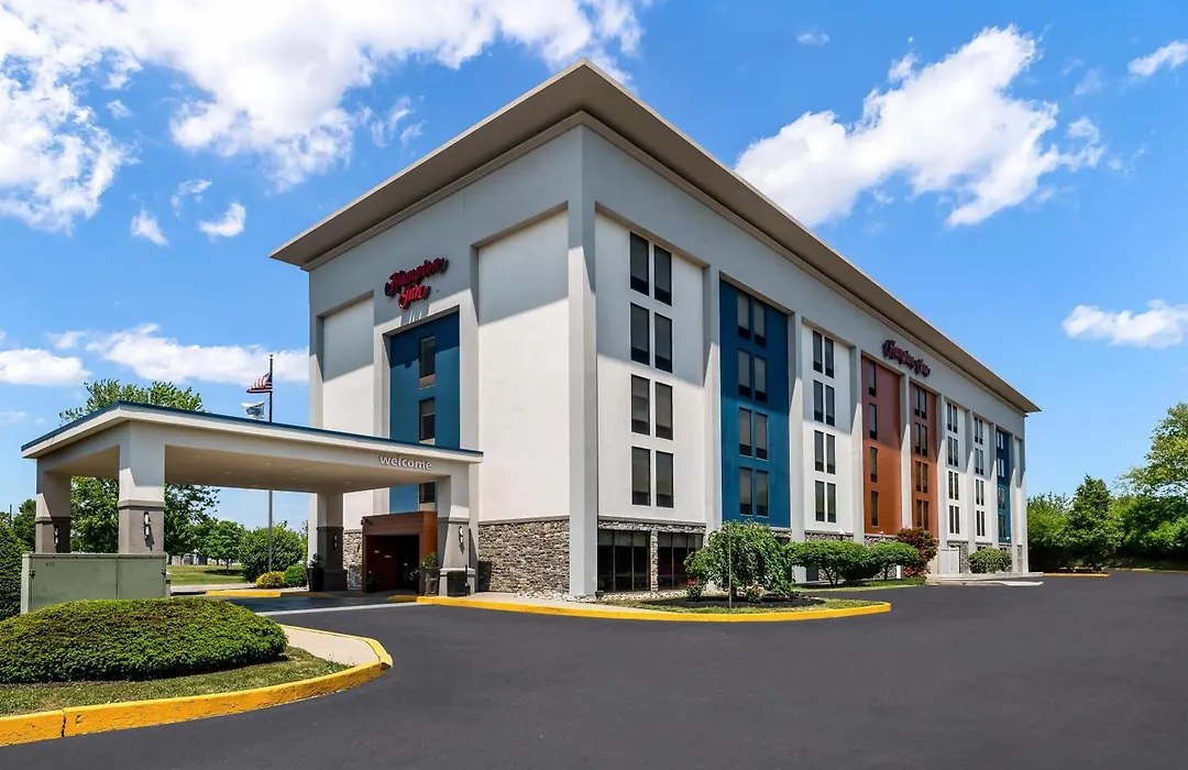 Hampton Inn Plymouth Meeting-1