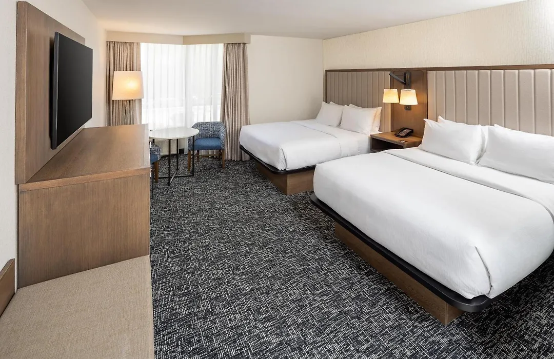 Doubletree By Hilton Johnson City-1