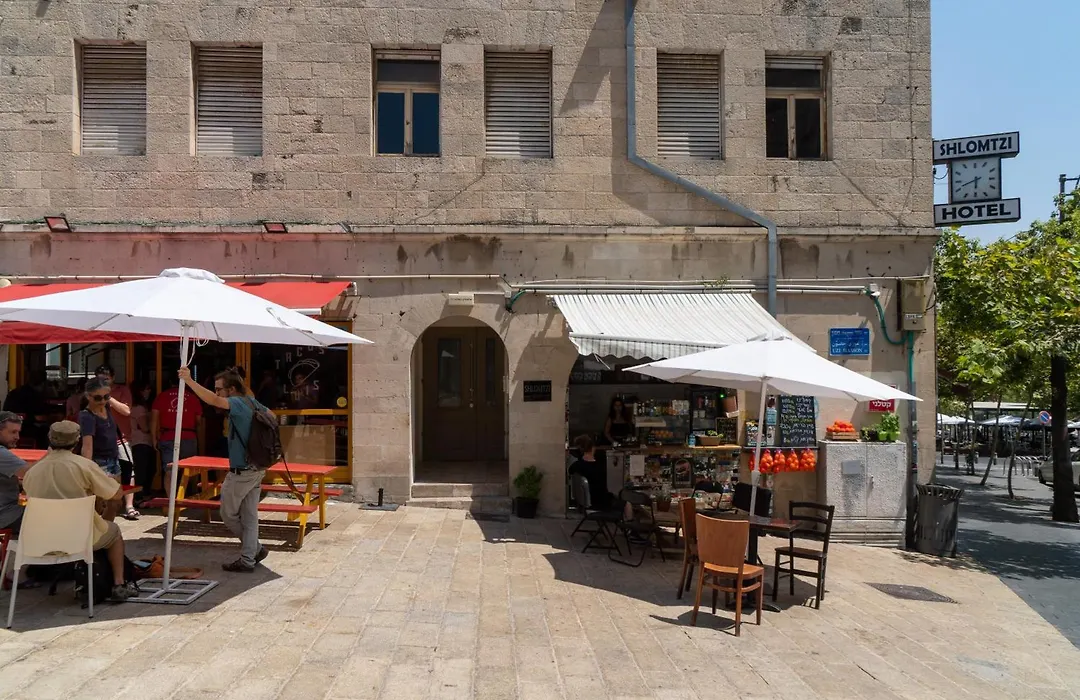 Shlomtzi Hotel-1