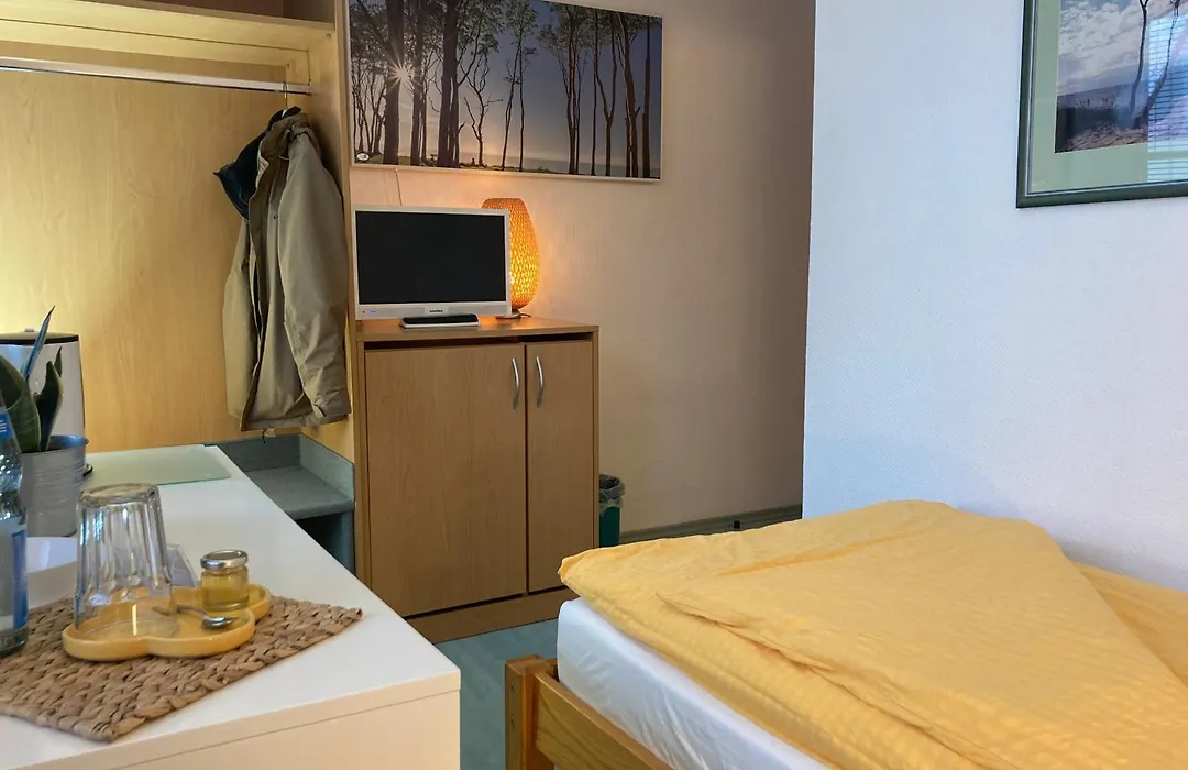 Hotel-Pension Seeadler-1