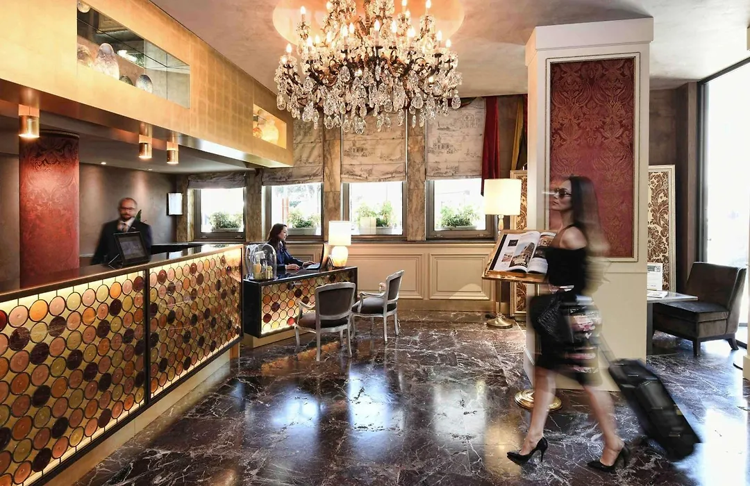 Hotel Papadopoli Venezia - MGallery Collection-1