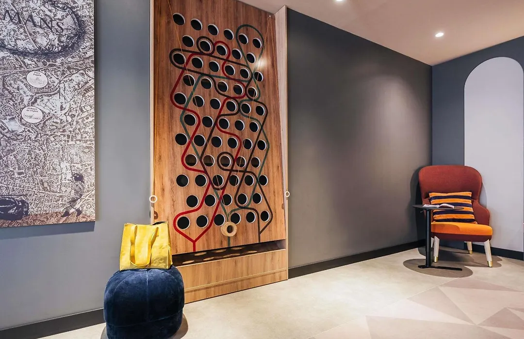ibis Styles Le Mans Gare Sud-1