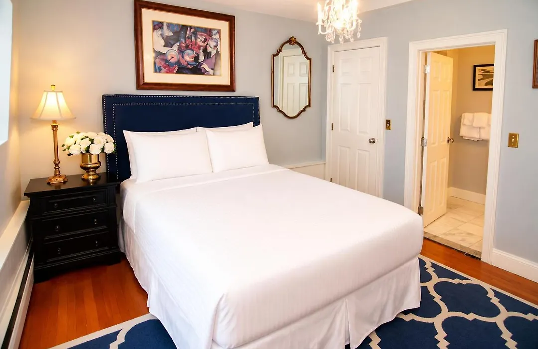 Inn On Bellevue (Adults Only)-1