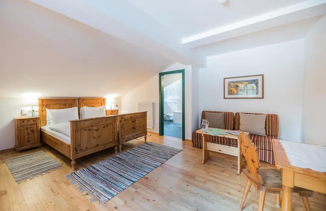 Hotel Dolomitenhof & Chalet Alte Post-1