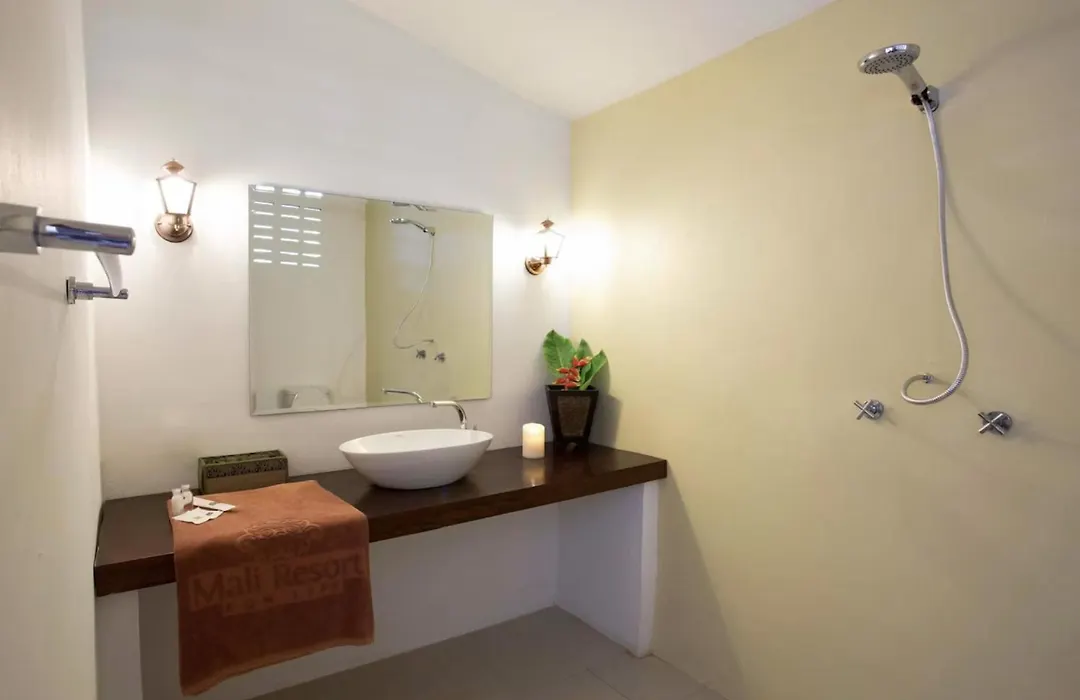 Mali Resort Pattaya Beach Koh Lipe-1