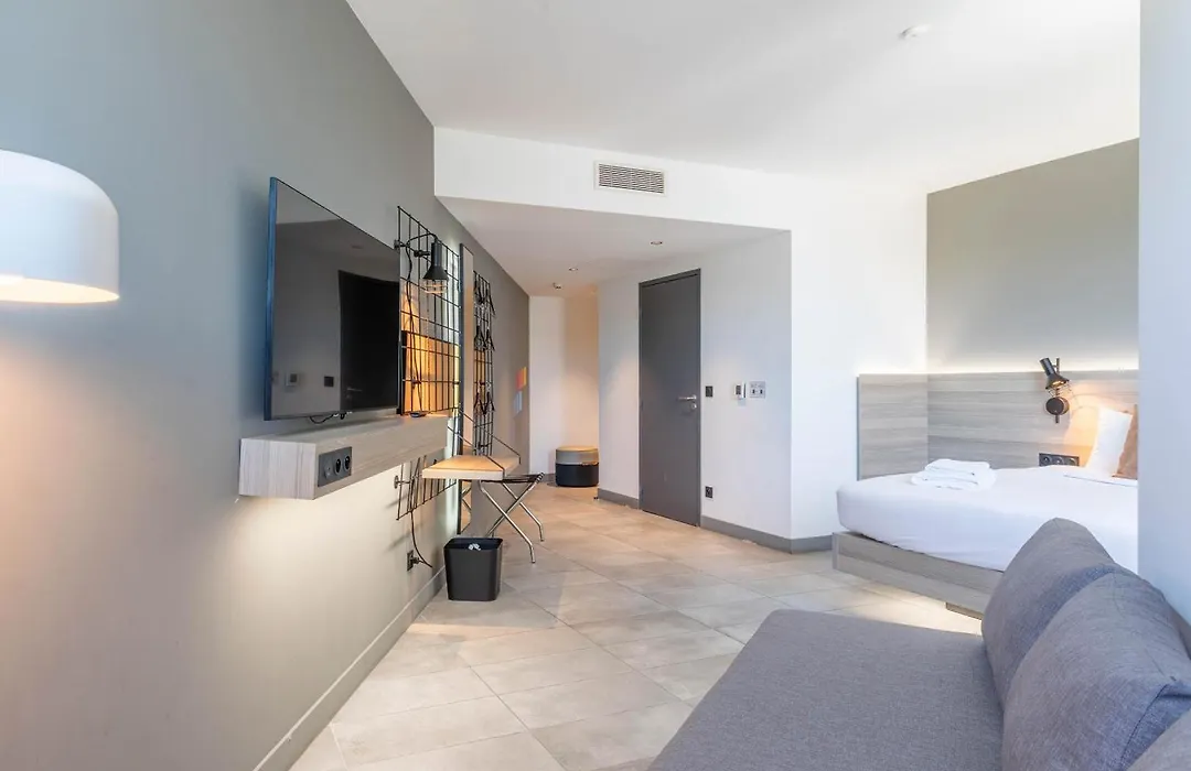 B&B Home La Ciotat-1