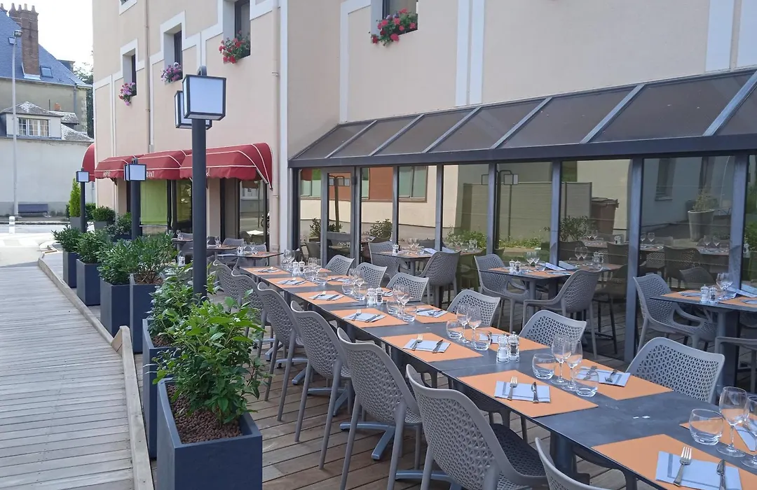 Kyriad Hotel Nevers Centre-1