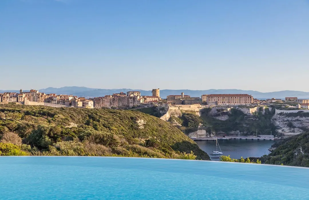 Hôtel Cala di Greco-1