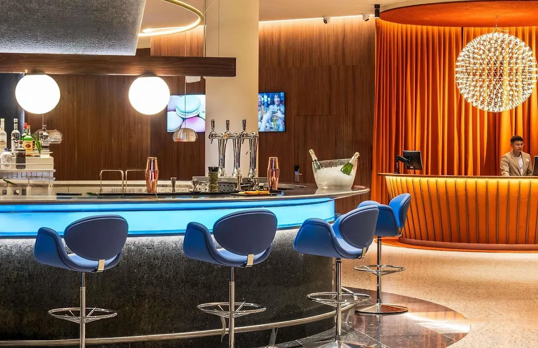 Novotel Campo De Las Naciones-1