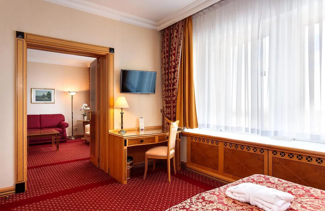 Natsionalny Hotel-1