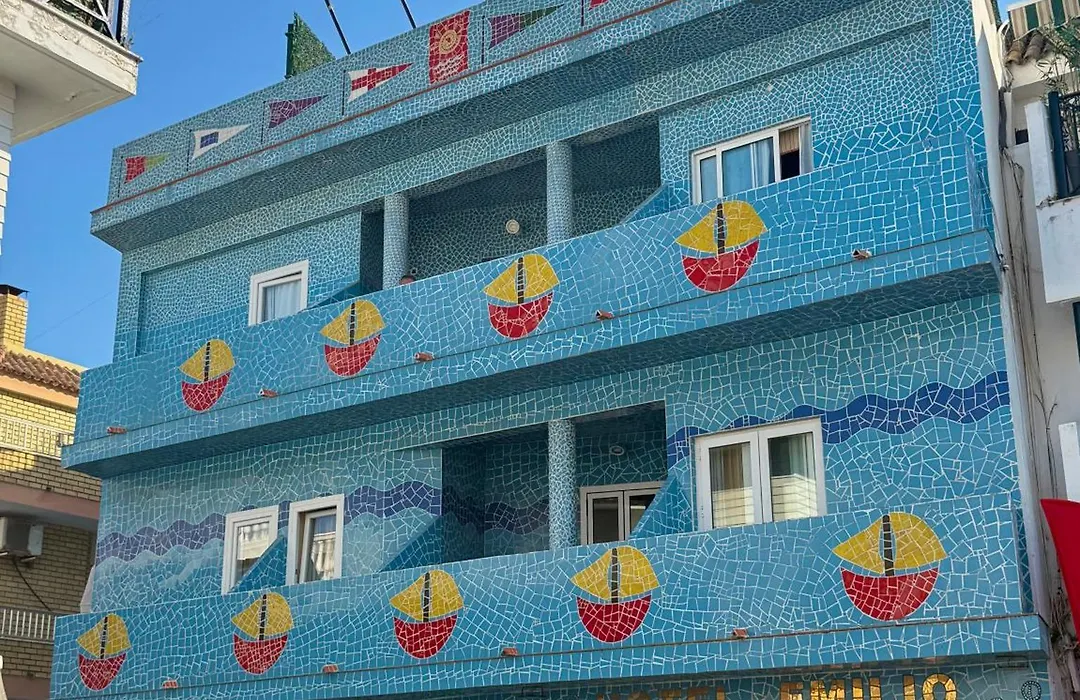 Hotel Emilio-1