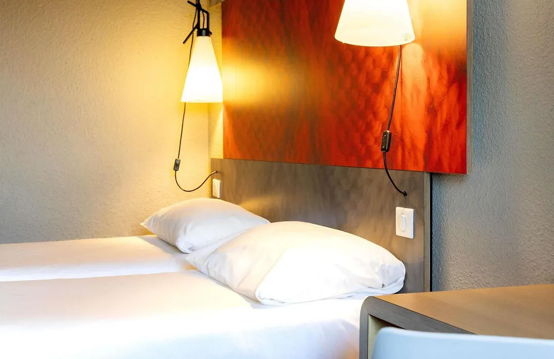 Ibis Montauban-1