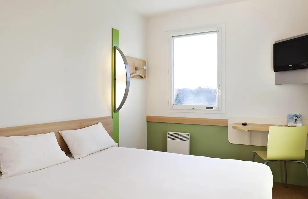 ibis budget Mantes-la-Jolie-1
