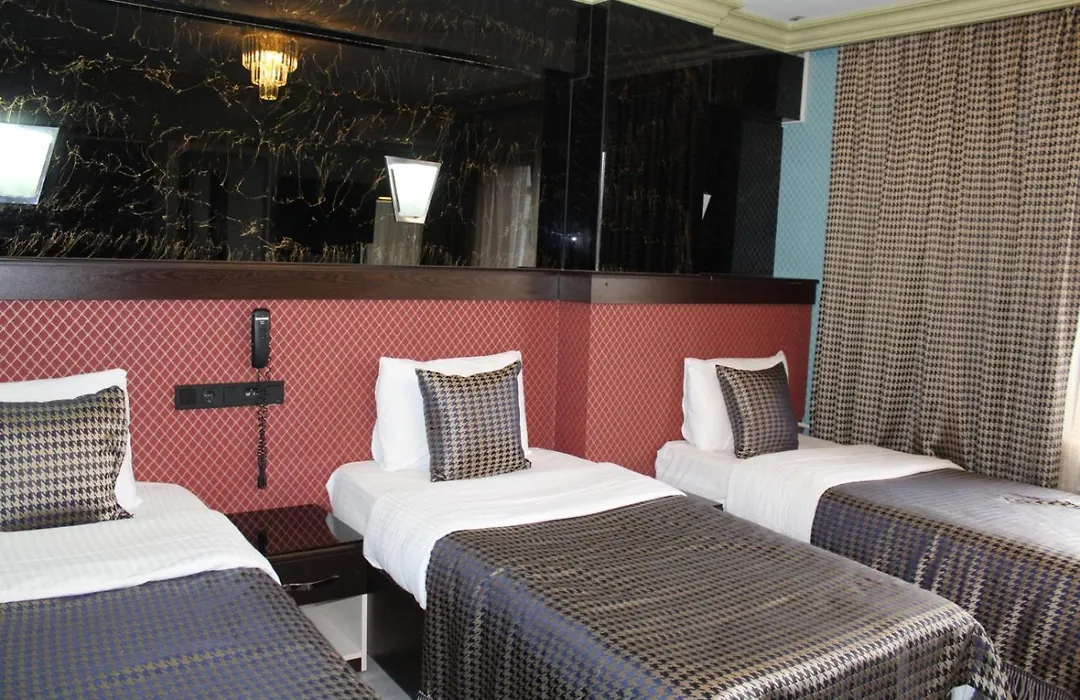 Hotel Falcon-1