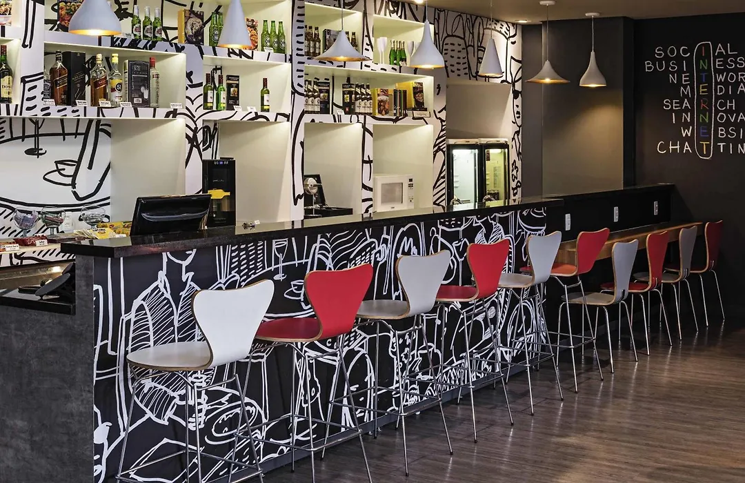Ibis Santo Andre-1