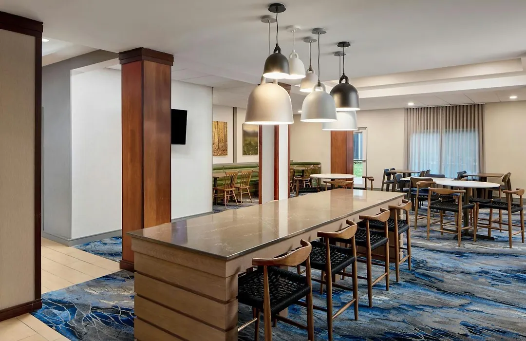 Fairfield By Marriott Frankfort-1