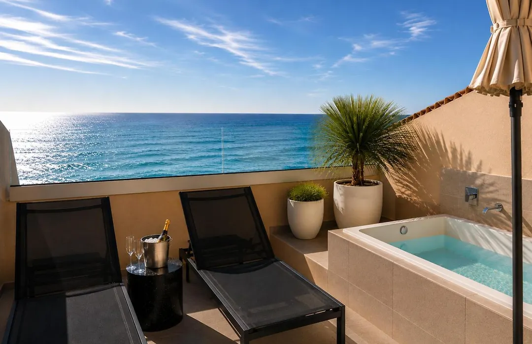 Aqua Hotel Promenade & Spa 4Sup-1