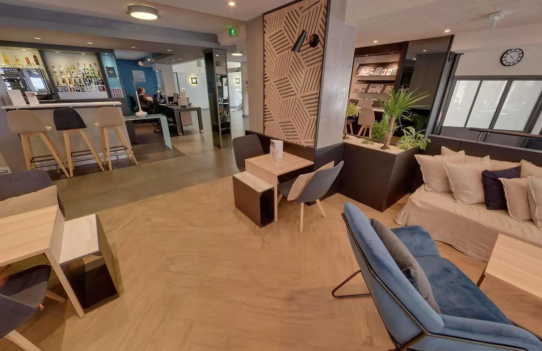 Mercure Lorient Centre-1