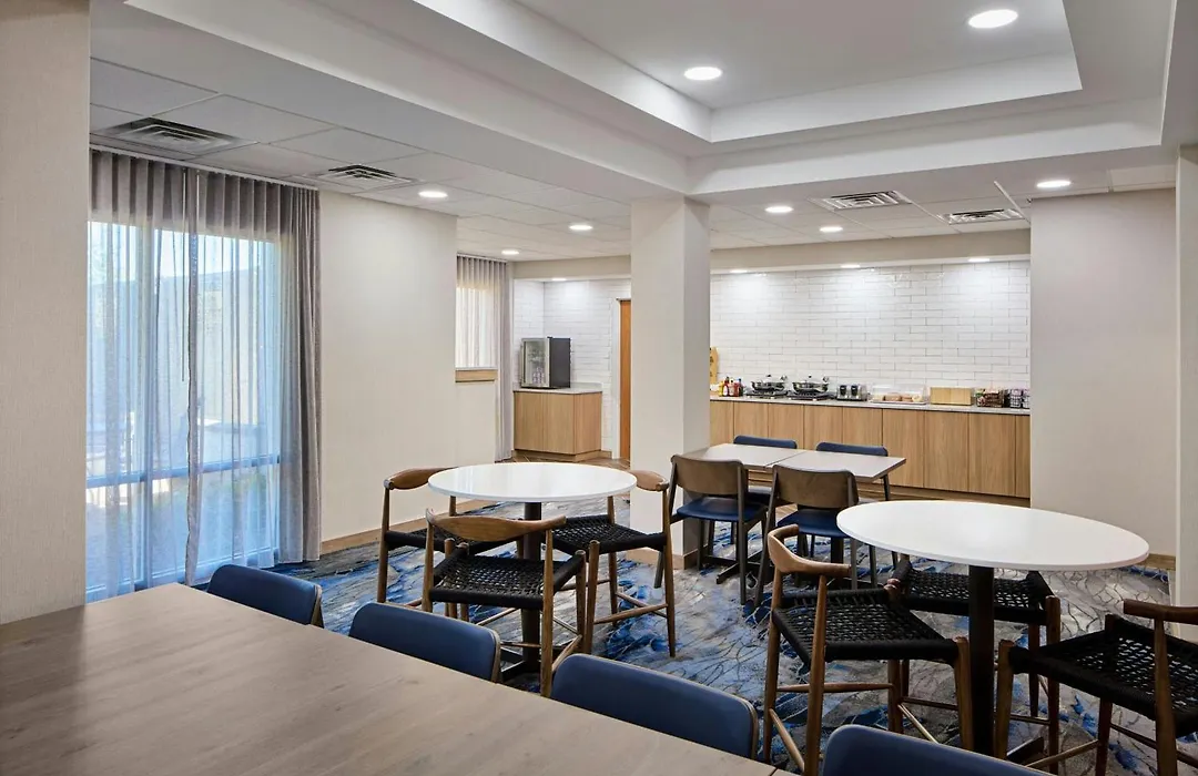 Fairfield Inn & Suites Cleveland Avon-1