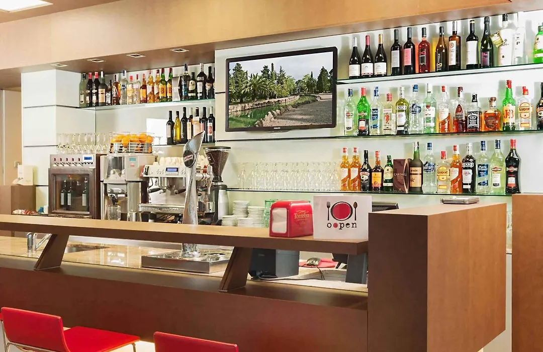 Ibis Lleida-1