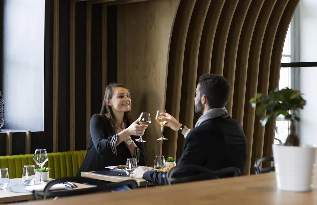 Novotel Saint Brieuc Centre Gare-1