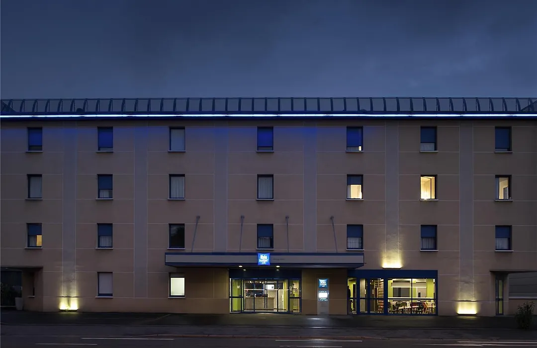 Ibis Budget Bobigny Pantin-1