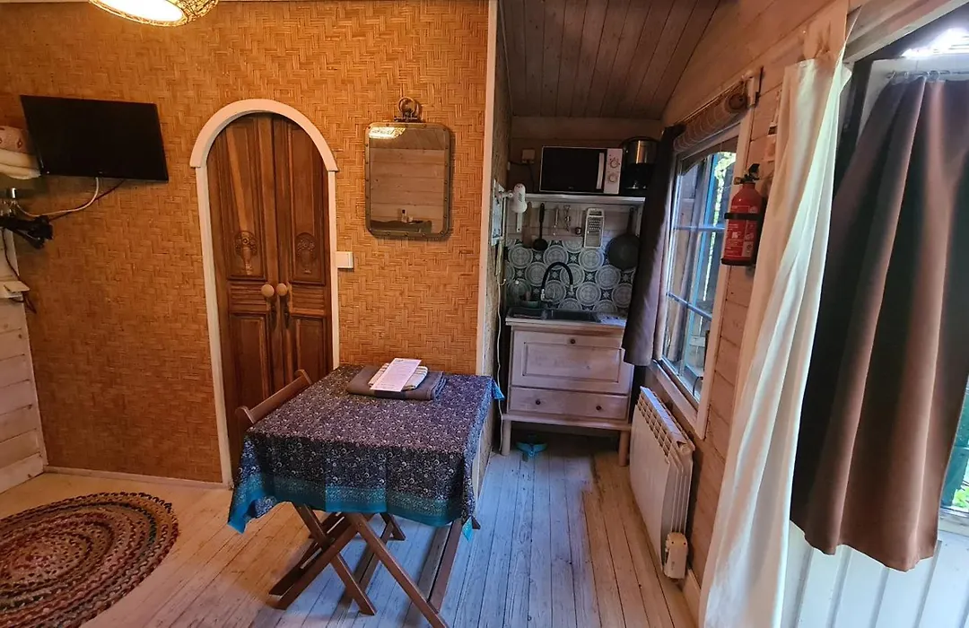 Le chalet du Jardin caché-1