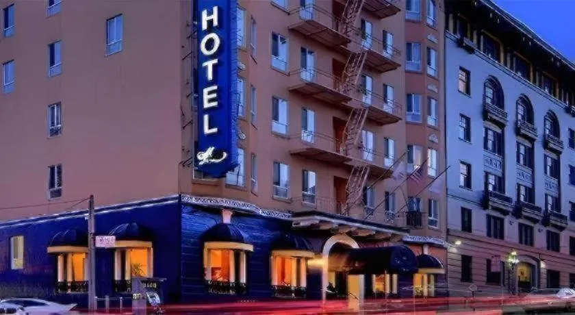 The Monarch Hotel-1
