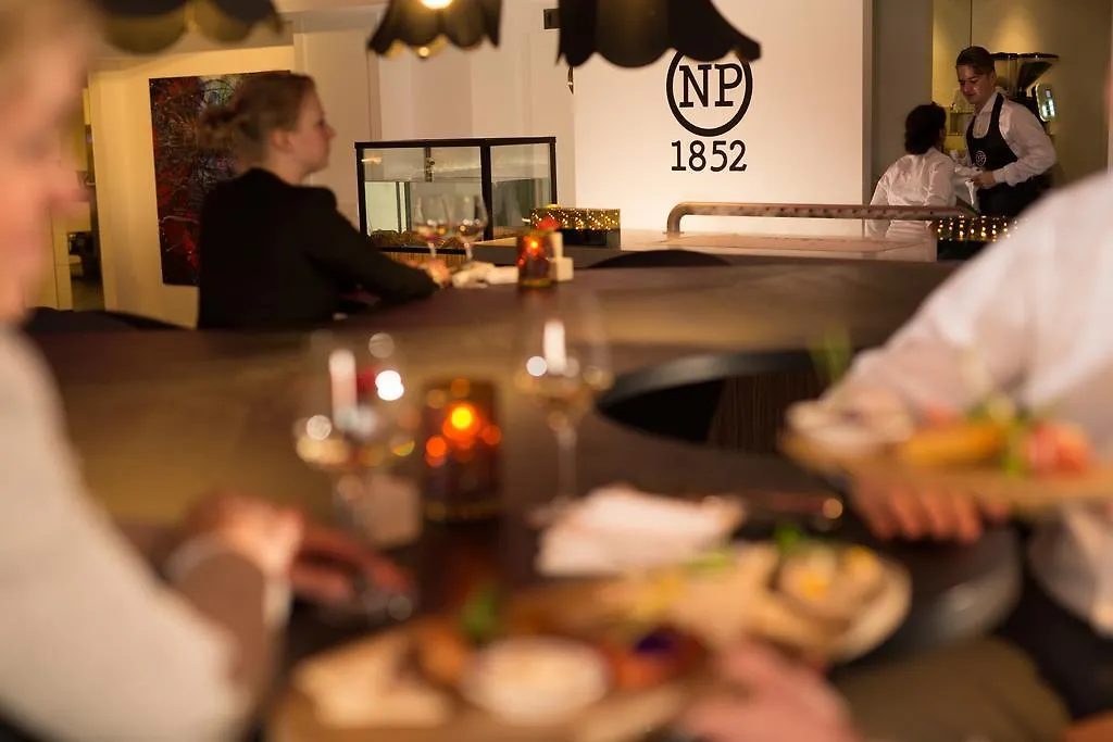 Hampshire Hotel - Newport Huizen-1