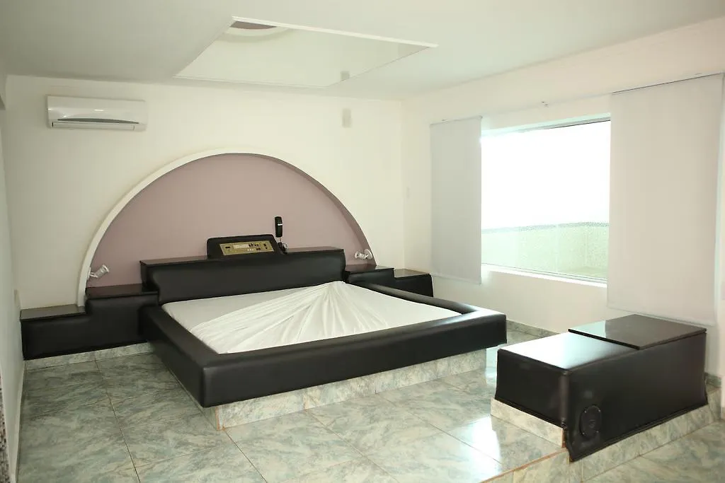 Medieval Motel e Hospedagem-1
