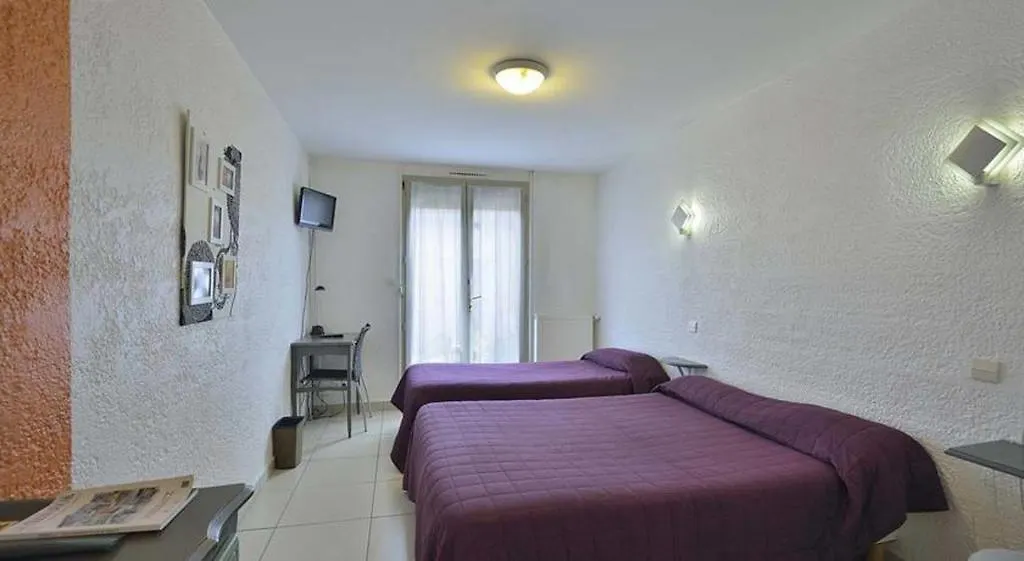 Hotel Chantafred-1