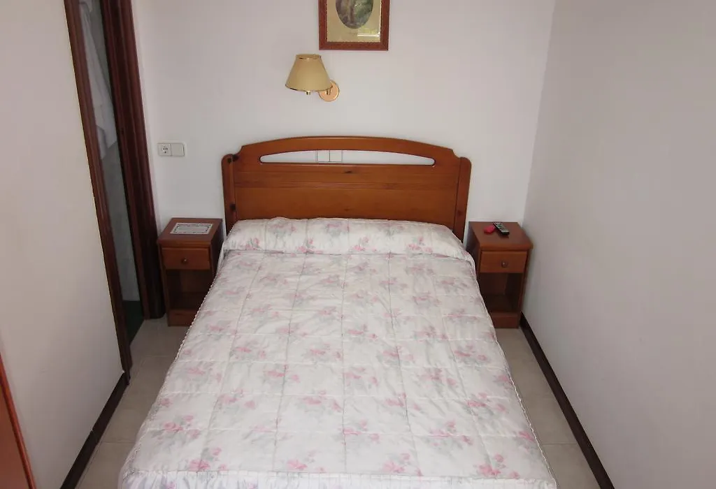 Habitaciones López Azcona-1