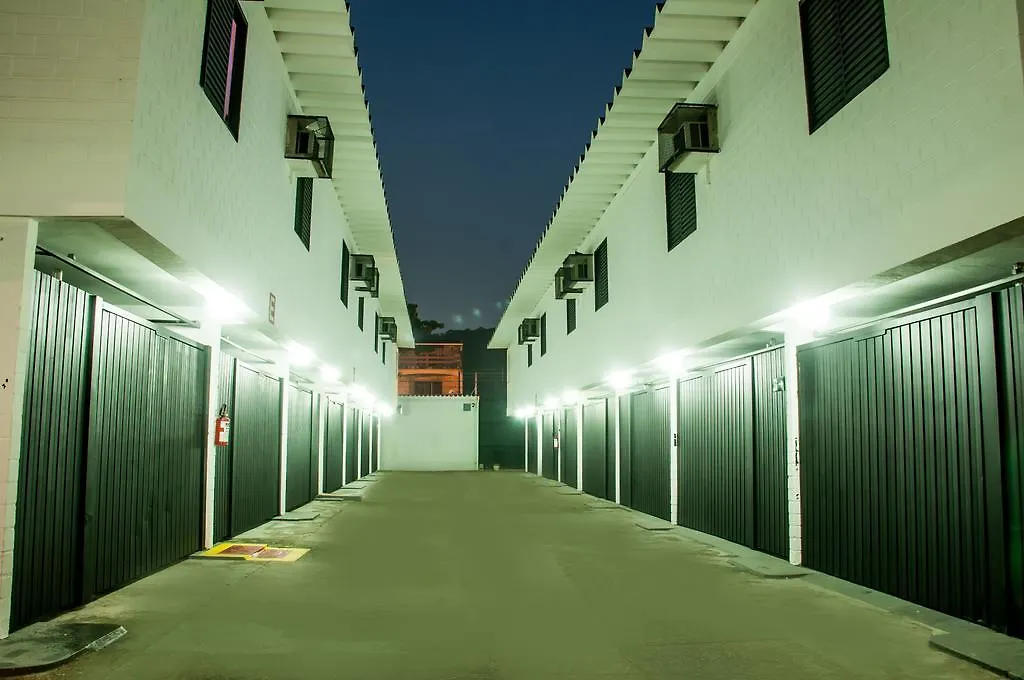 Flash Motel (Adults Only)-1