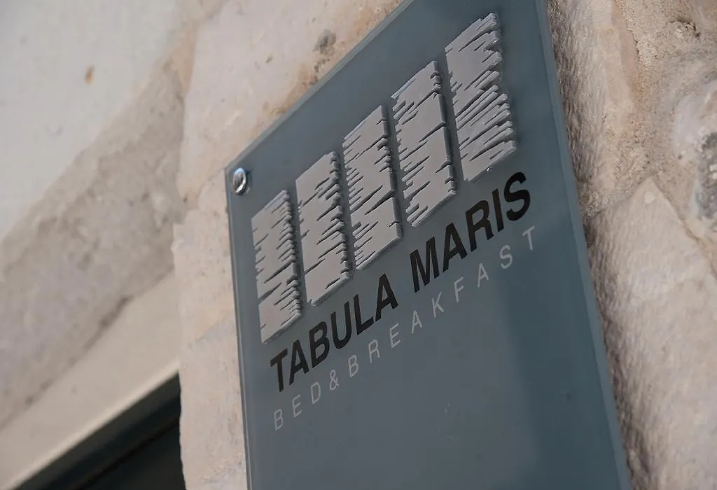 Tabula Maris B&B-1