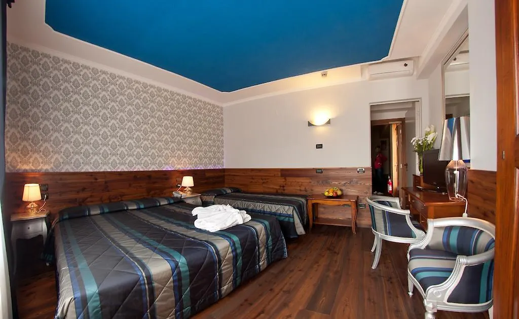 Hotel Cles-1