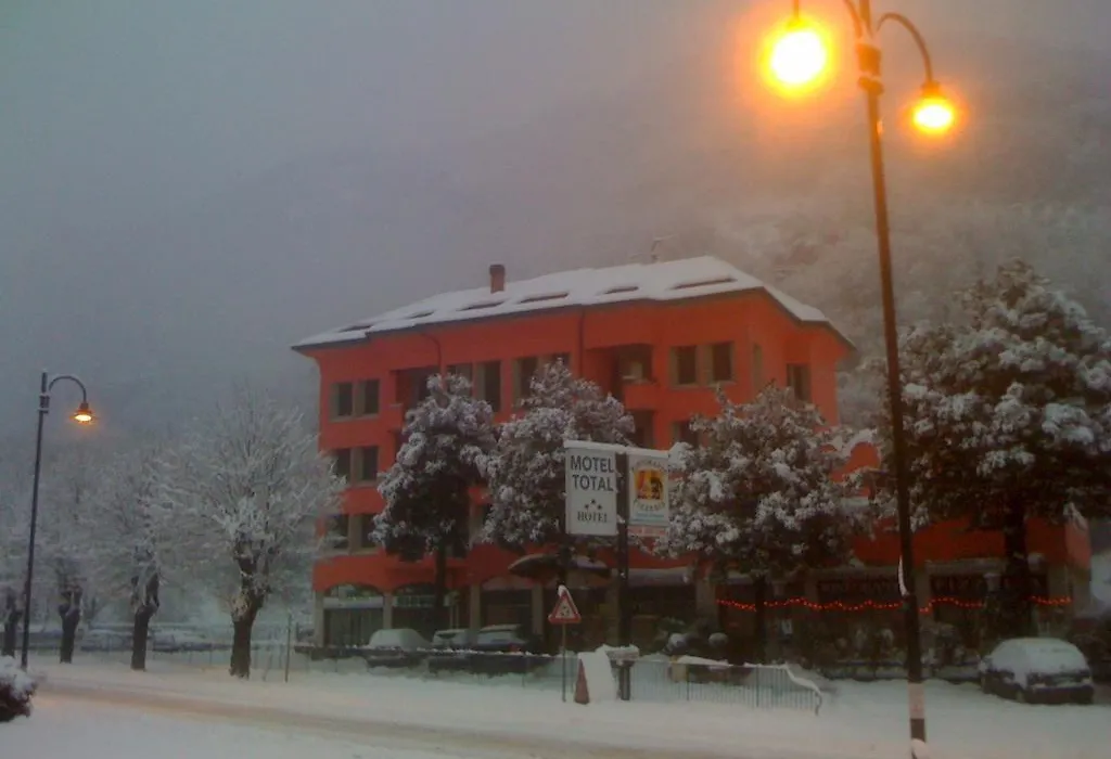 Hotel Total-1