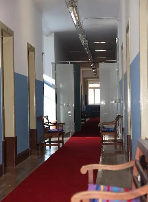 Csi Coimbra & Guest House - Student Accommodation-1