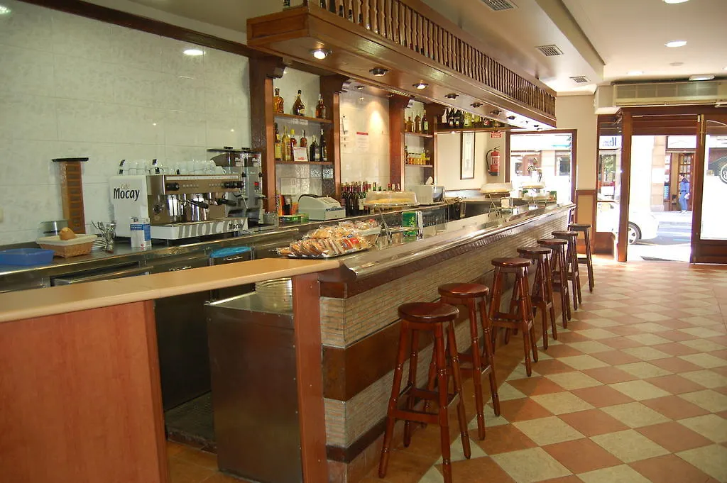 Bar Pensión Restaurante Bidasoa-1