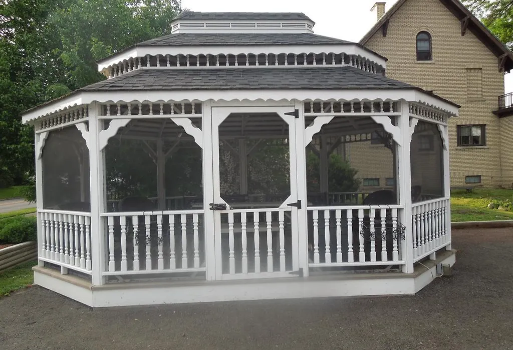 Seneca Clipper Inn-1