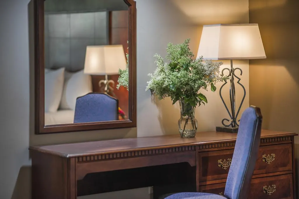 Cloverleaf Suites Columbus - Dublin-1