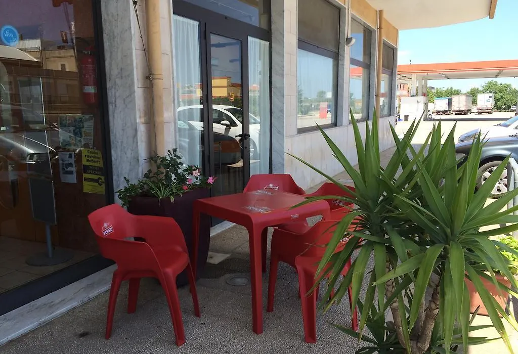 Hotel Zio Cataldo-1