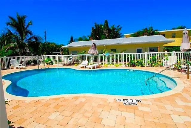 Twin Palms At Siesta-1