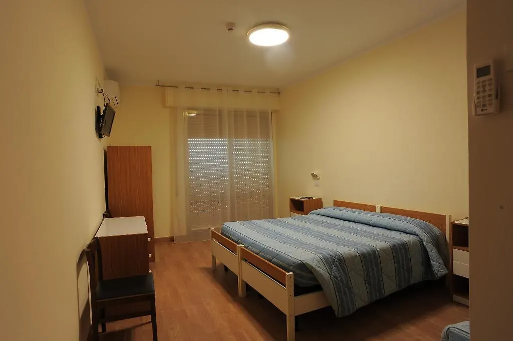 Hotel Cecco-1