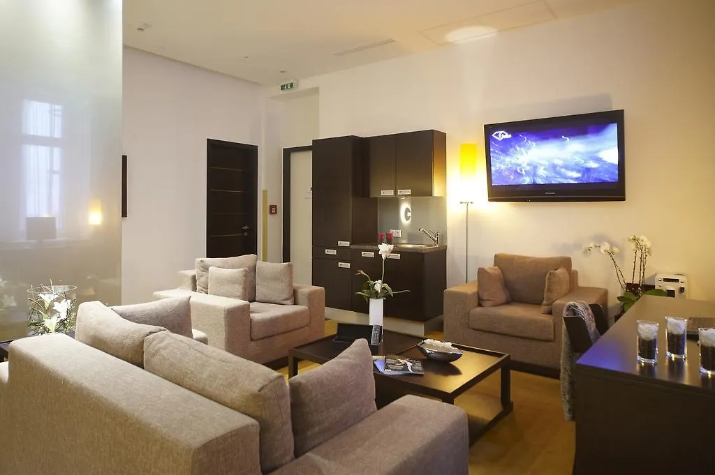 Myplace - Premium Apartments Riverside-1